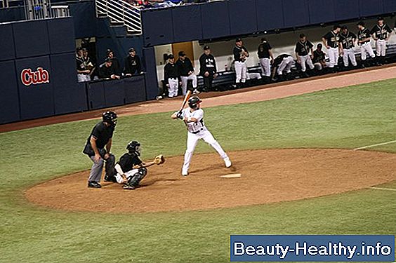 College baseball kvalifikation regler