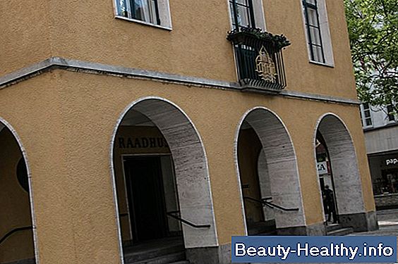 Hvorfor hjælper gurgling med saltvand til ondt i halsen?