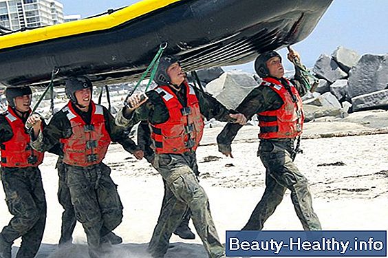 Navy Seal Grinder treeningu