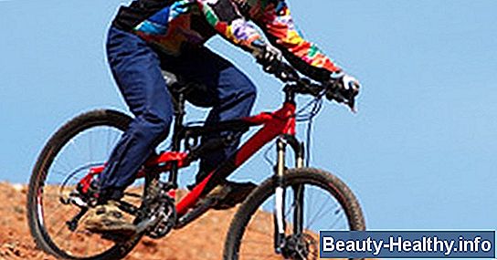 C贸mo arreglar los frenos de una bicicleta Mongoose Back