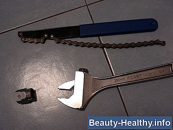 C贸mo quitar la rueda trasera de una bicicleta