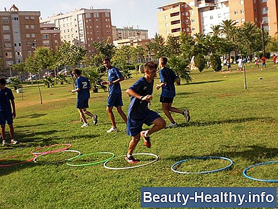 C贸mo convertir aros de baloncesto port谩tiles a Inground