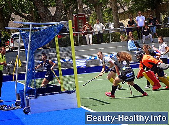 C贸mo jugar Defensa en el campo de hockey