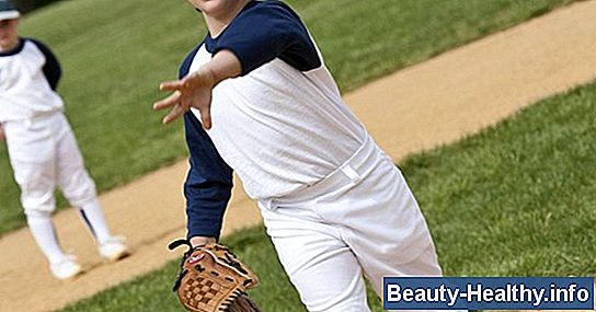 Reglas de la edad de béisbol de la liga pequeña