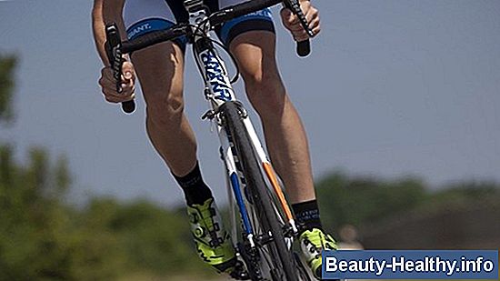 ¿Cuáles son los síntomas de un coágulo de sangre en la rodilla?