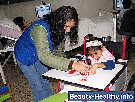 Qu茅 usar para mantener las dentaduras inferiores en su lugar