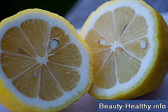 Hvordan lage en sitronsaft Candida Cleanse