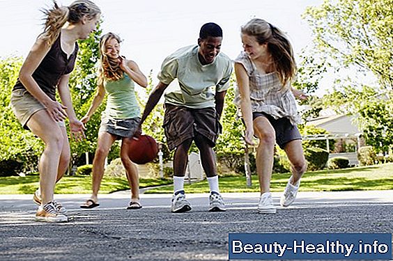 Youth Group Games for Girls Vs. gutter