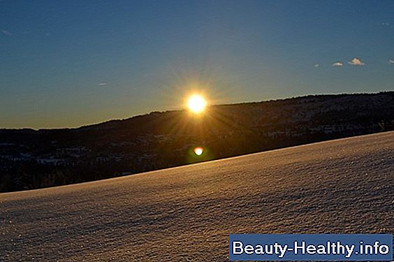 Hur man läker solen förgiftning på dina läppar