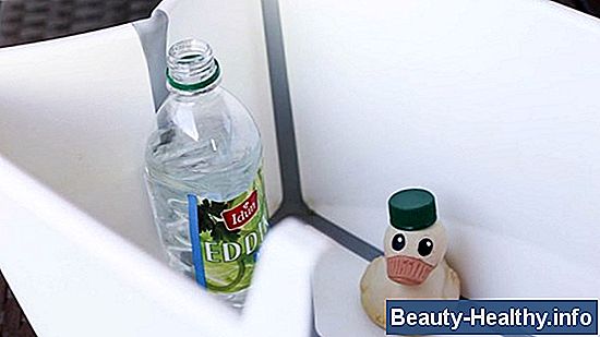 Slik rengjør du en badedrakt